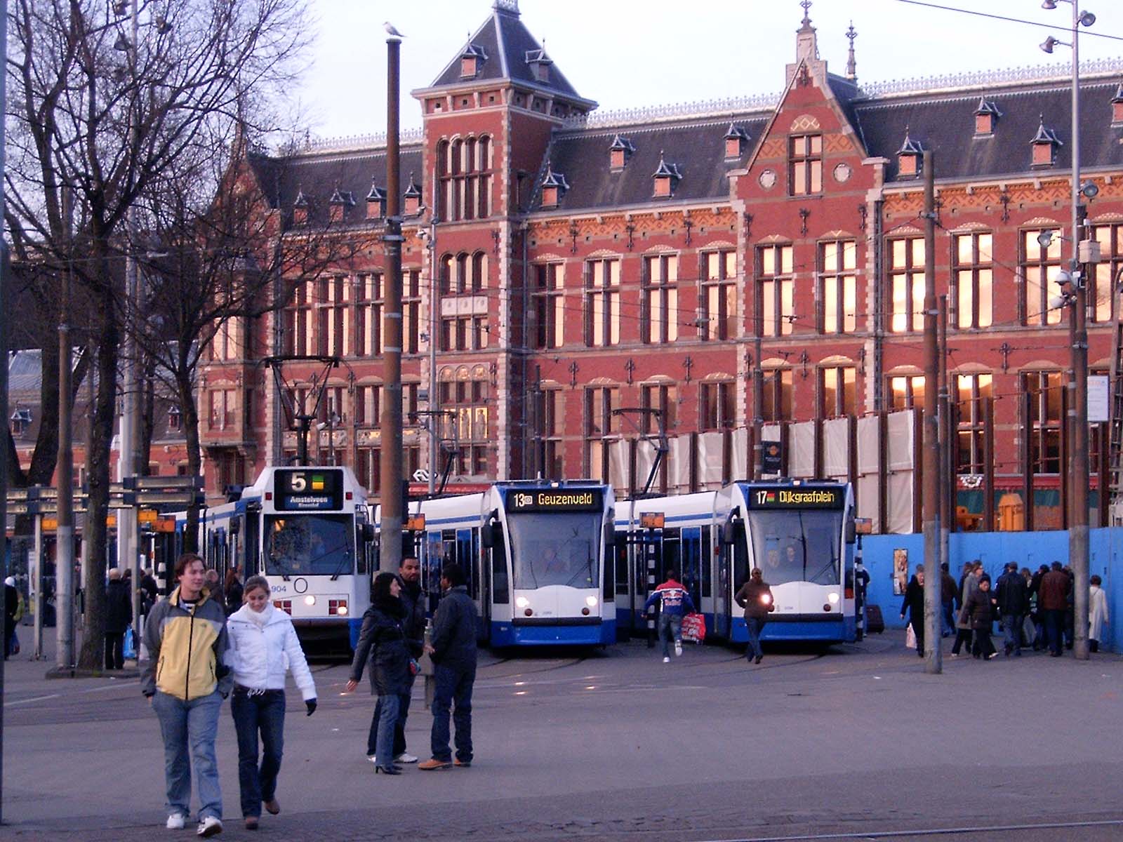 Cheap Travel Amsterdam