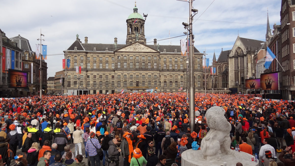 Orange Day in A'dam is King's Day! - Blog - Amsterdam Teleport Hotel